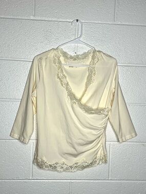 < Coldwater Creek Cream Colored Lace Trimmed Wrap Top >
